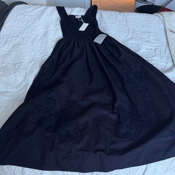 NWT MOON RIVER Sweater Top Eyelet Detail Midi Dress NAVY medium - Picture 7 of 12